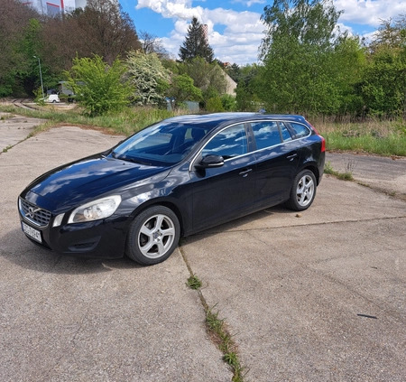 Volvo V60 cena 23500 przebieg: 248400, rok produkcji 2011 z Bogatynia małe 92